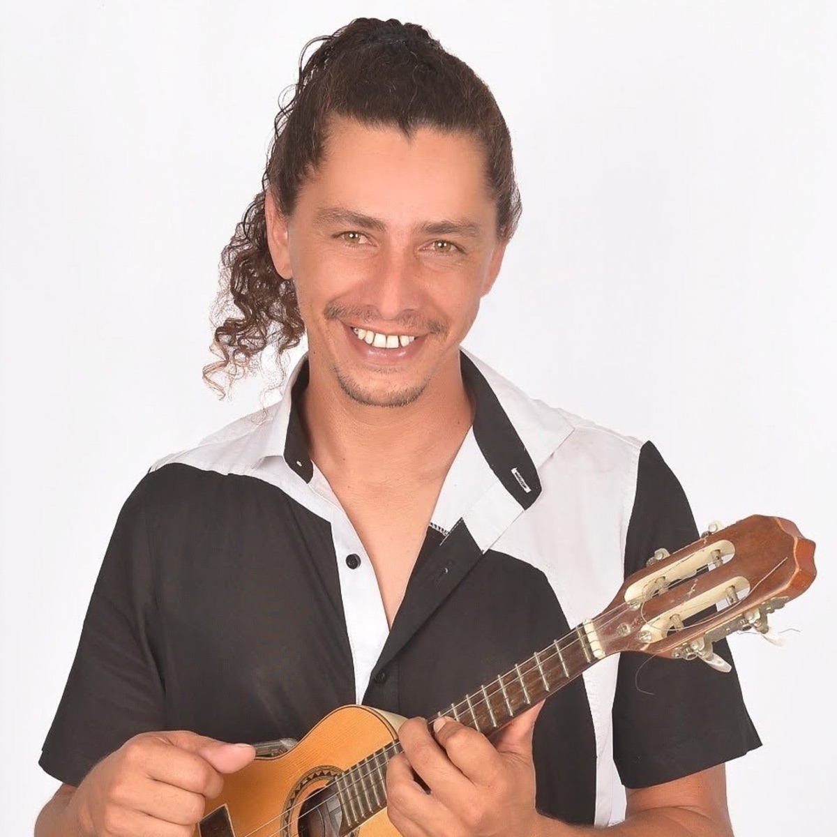 GOL Grande Ônibus Lotado - Single by Leandro Silva album cover