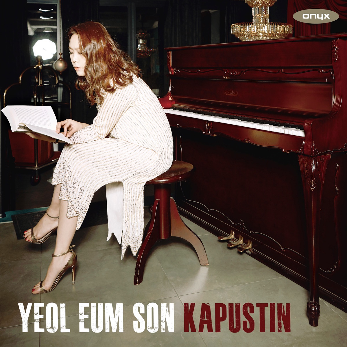 Kapustin: Eight Concert Etudes, Piano Sonata No. 2, Sonatina, Variations & Moon Rainbow by Yeol Eum Son album cover