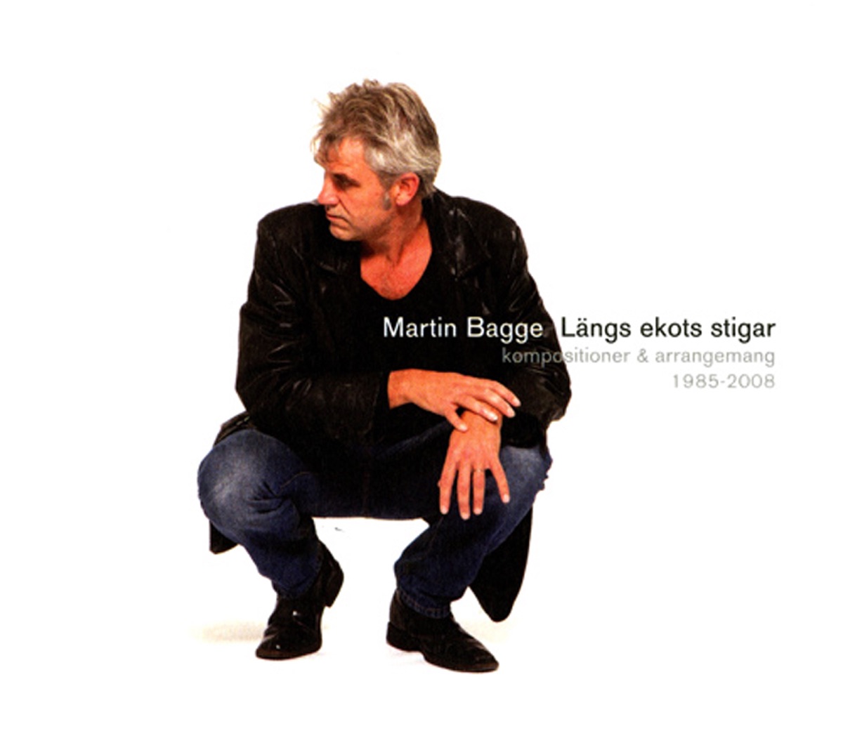Längs Ekots Stigar by VOCES-ensemblen, Göran Fristorp, Lars Jansson, Martin Bagge, Molndals Vokalensemble, Staffan Broden, Lars Danielsson, Anders Hagberg, Tina Quartey, Dan Evmark, Petra Hellquist, Ulf Skagerstam, Johan Hedin, Sven Buller, Dan Lindén, Charlotte Hellekant, Alf Hambe, Lars Olsson, Per Lenberg, Hvitfeldtska gymnasiet Chamber Choir, Andreas Lönnqvist, Uppsala Vocal Ensemble, Sigmund Groven, Dan Berglund, Yvonne Kamne & Mats Edén album cover