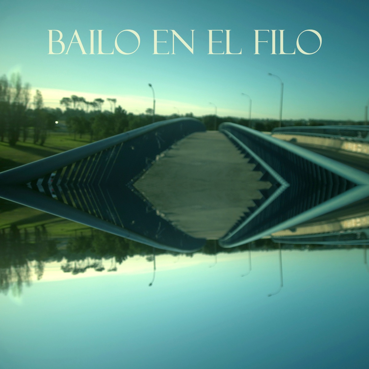Bailo en el Filo (feat. Christian Cary) - Single by Dostrescinco, Bruno Cammá & gabino album cover