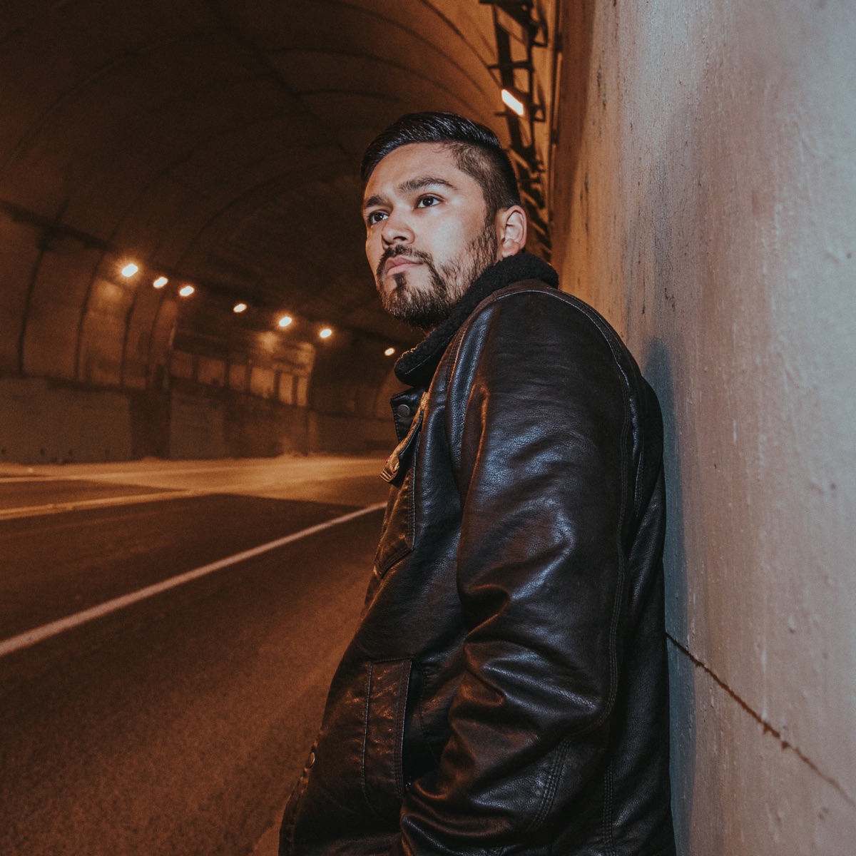 Bésame Morenita - Single by Erick Manuel album cover