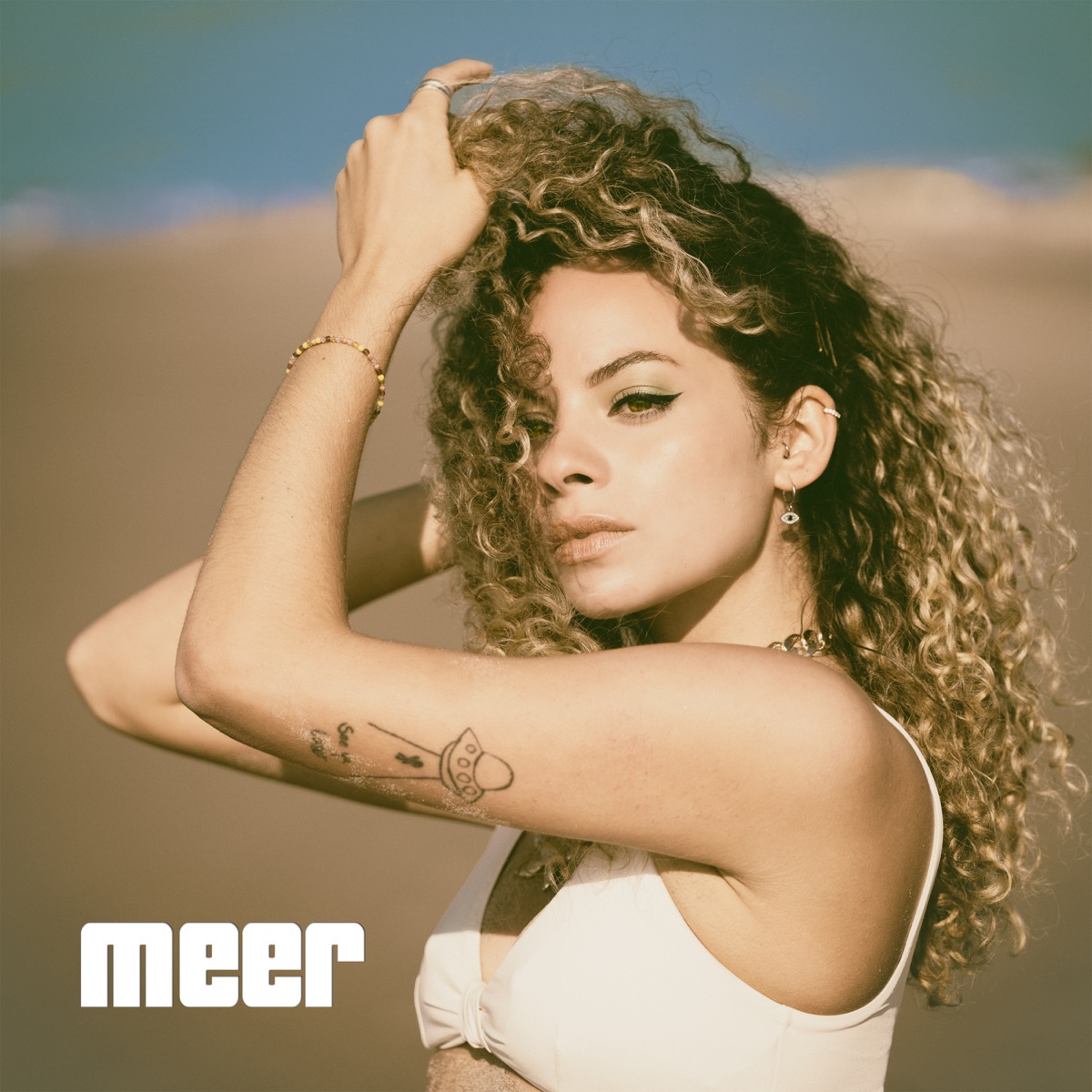 Meer - Single by Isabelle Julie album cover