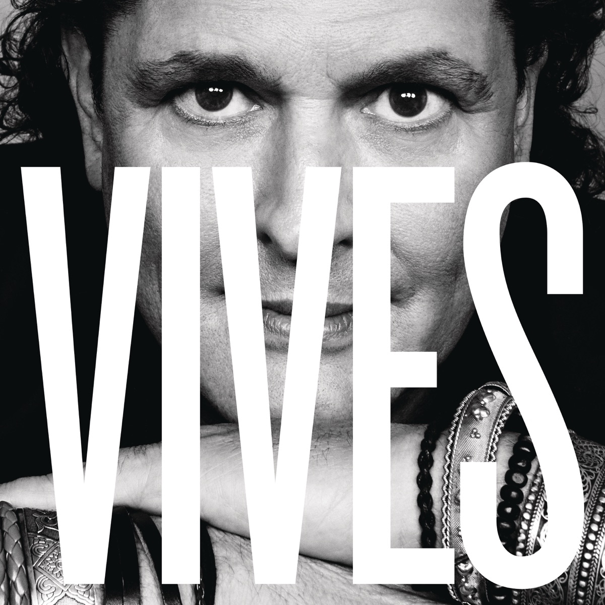 VIVES by Carlos Vives album cover
