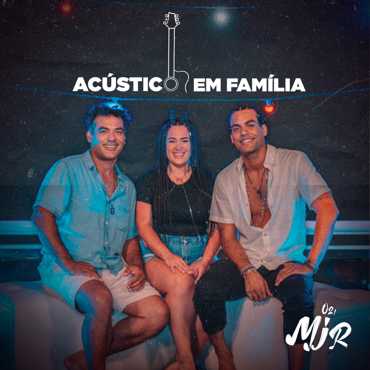 Acústico em Família by Marcello Melo Jr., Juliana Melo & Marcello Melo album cover