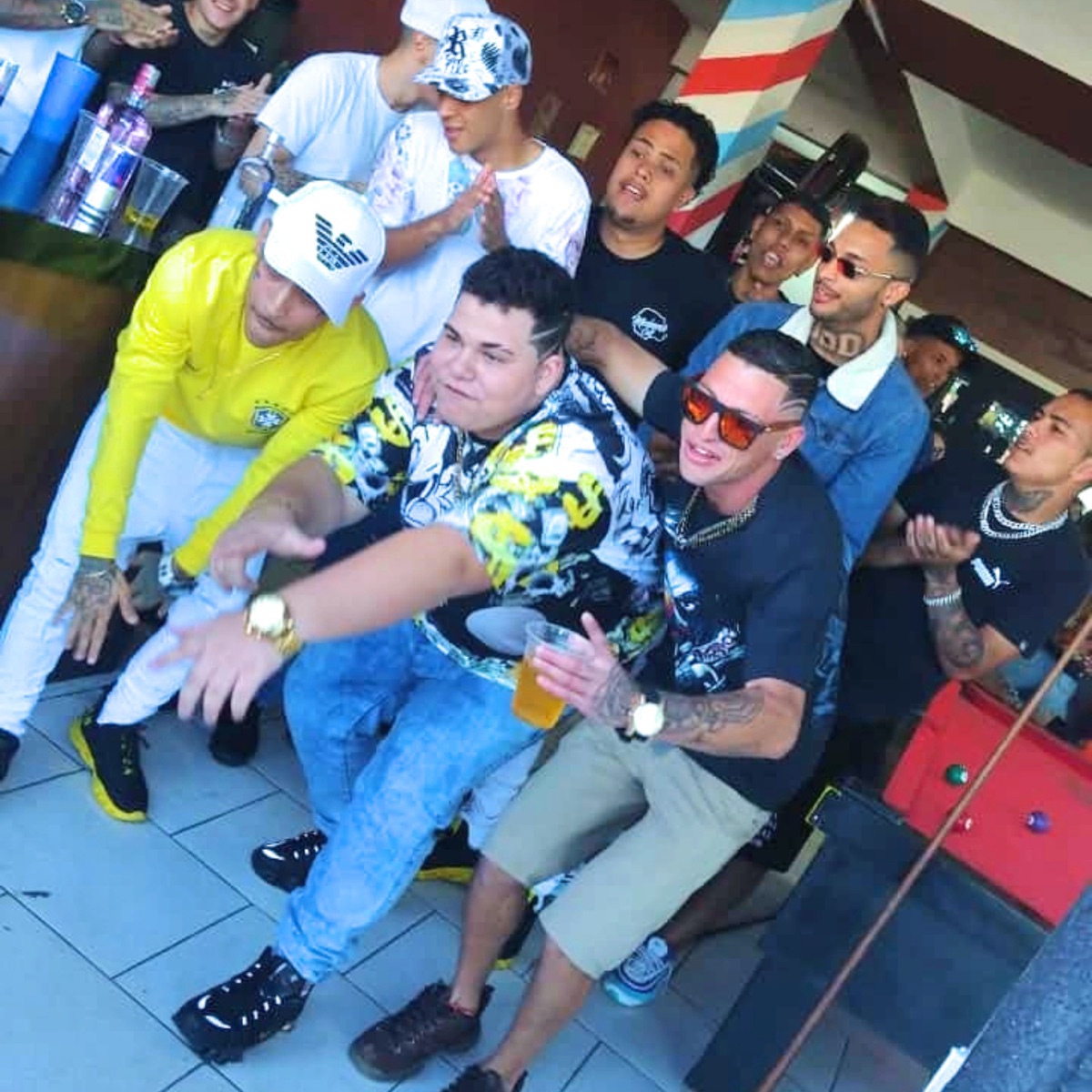 Set dos Favela 1.0 (feat. Mc Moosky, Mc Morato, MC Shat, MC menor da vln, MCFabinhojh & Mc Gulini) - Single by Mc Lokura album cover