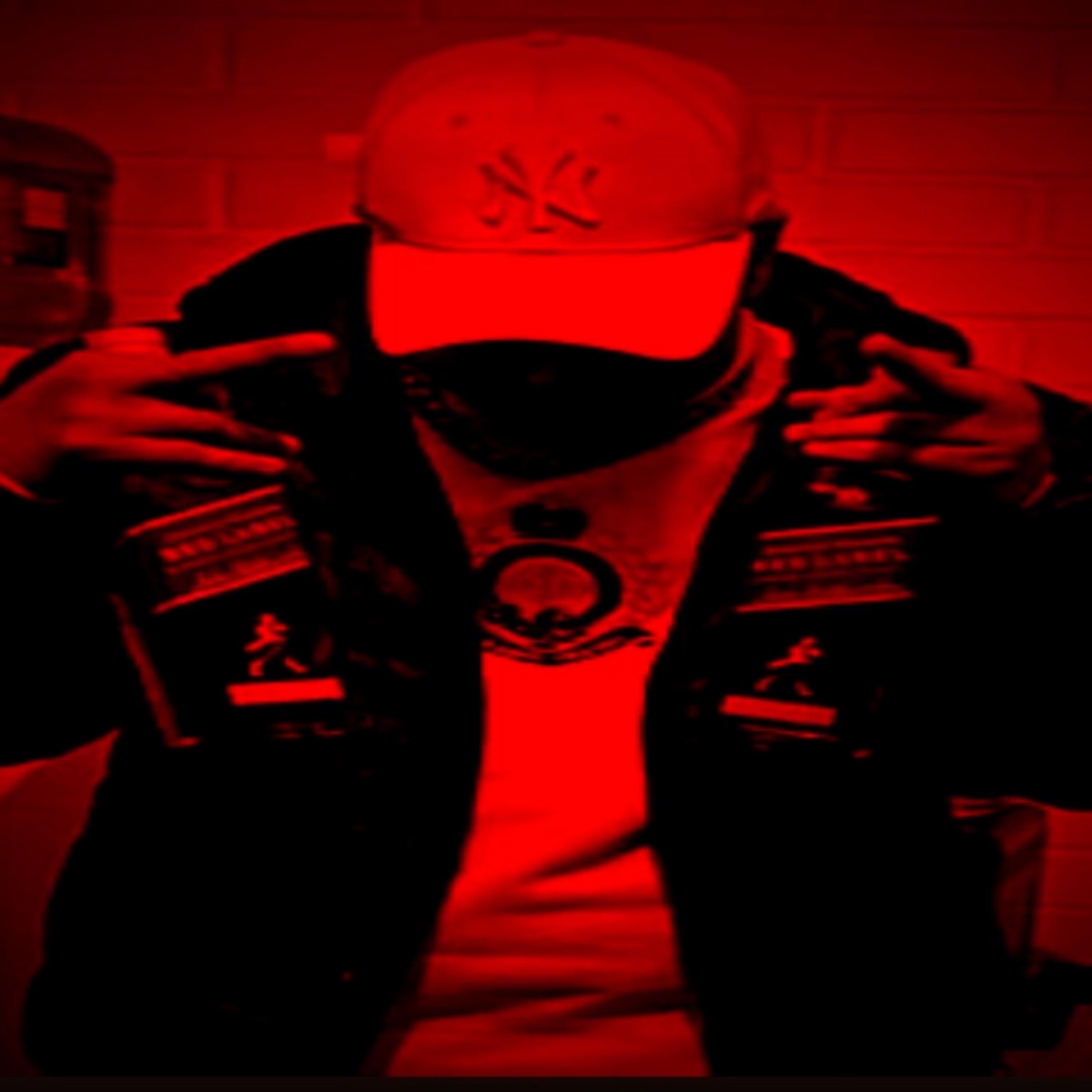 Se me tiró - Single by Young Tiss album cover