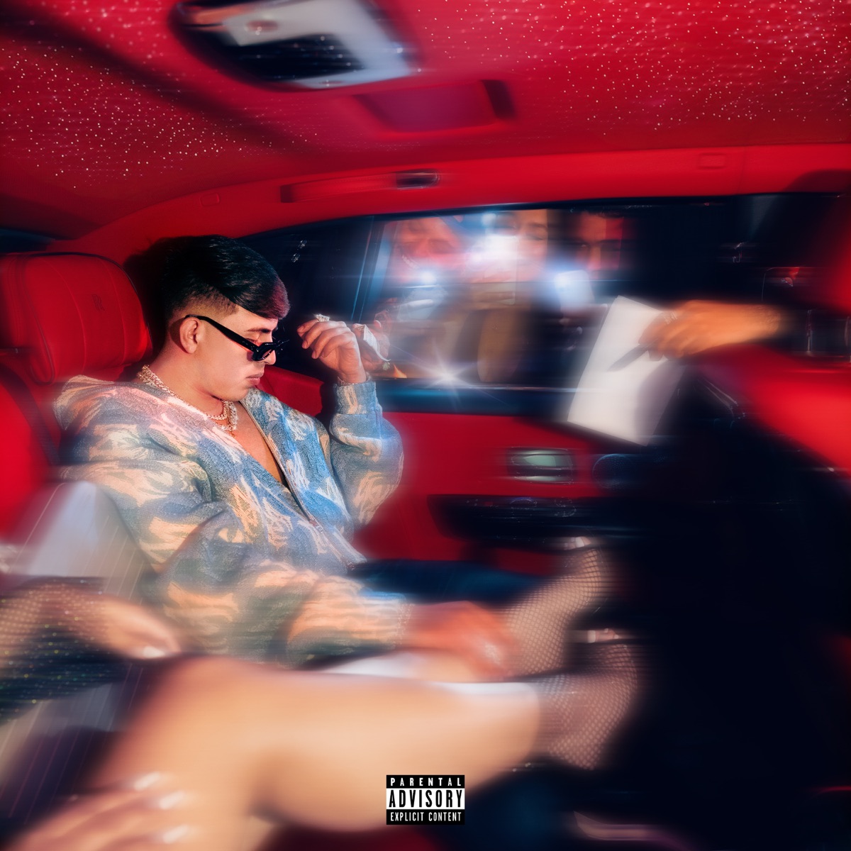 DISTORSIÓN by Oscar Maydon album cover