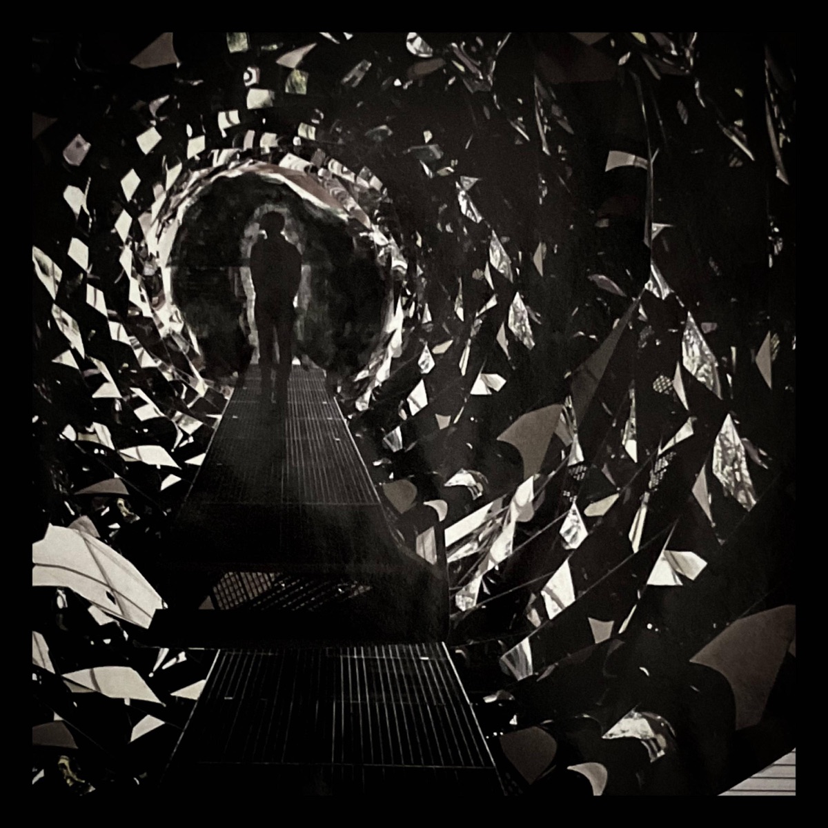 La Nuit (feat. LAISZ, Remo & Phauna *) - Single by Le First album cover