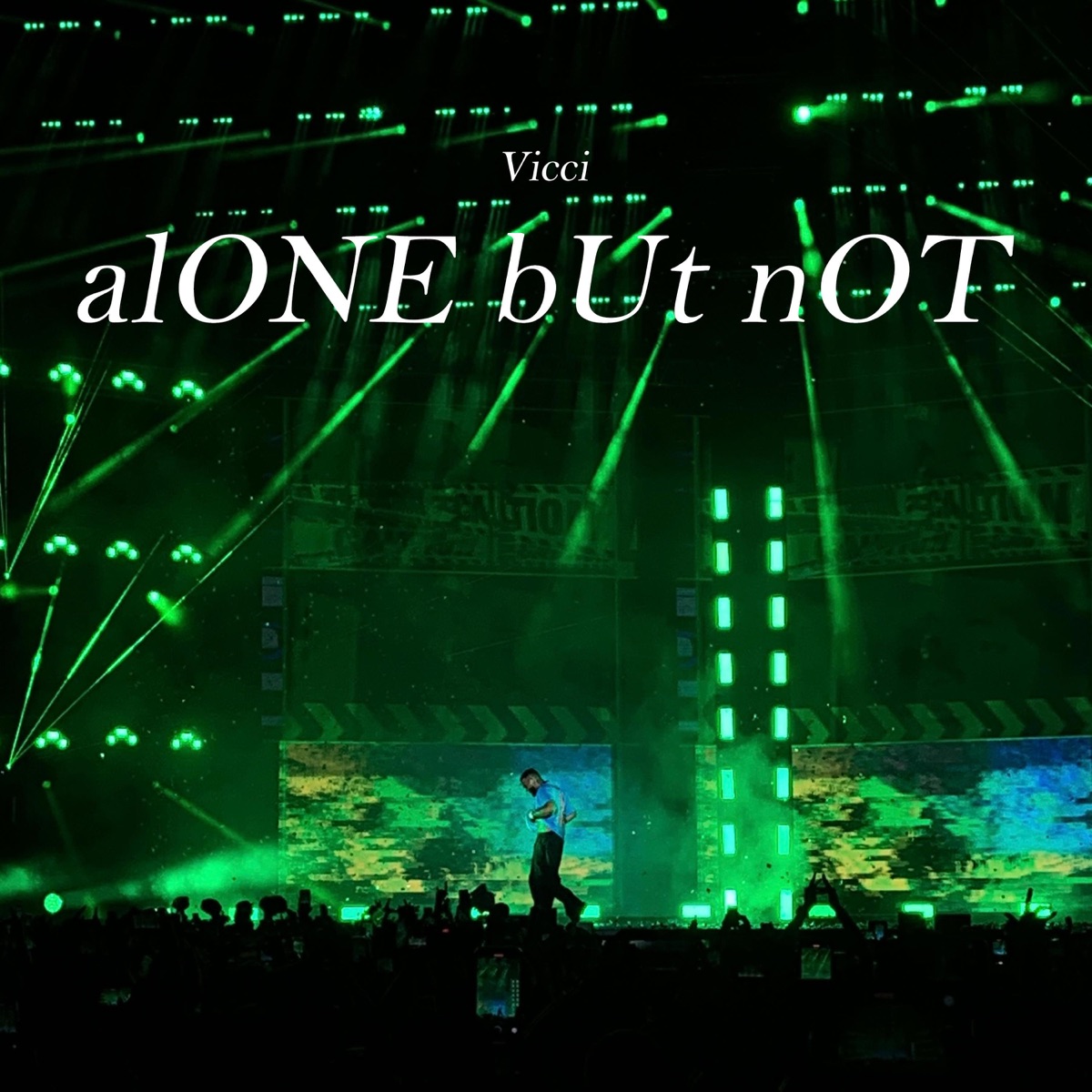 alONE bUt nOT - Single by VICCI 26 album cover