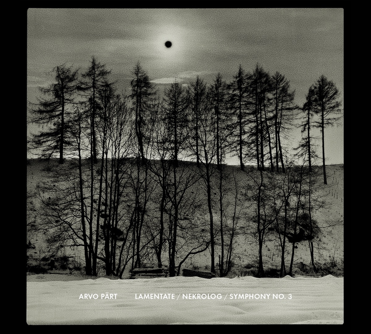 Arvo Pärt: Lamentate / Nekrolog / Symphony No.3 by Filharmonie Brno, Dennis Russell Davies & Maki Namekawa album cover
