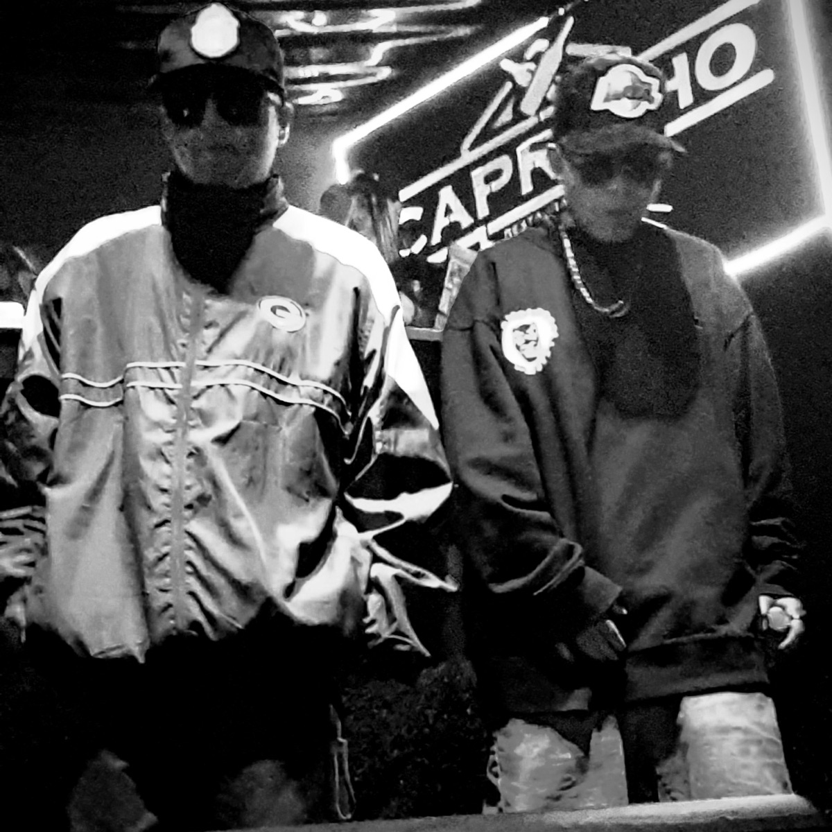 Sigo Vivo - Single by Venenos Killa album cover