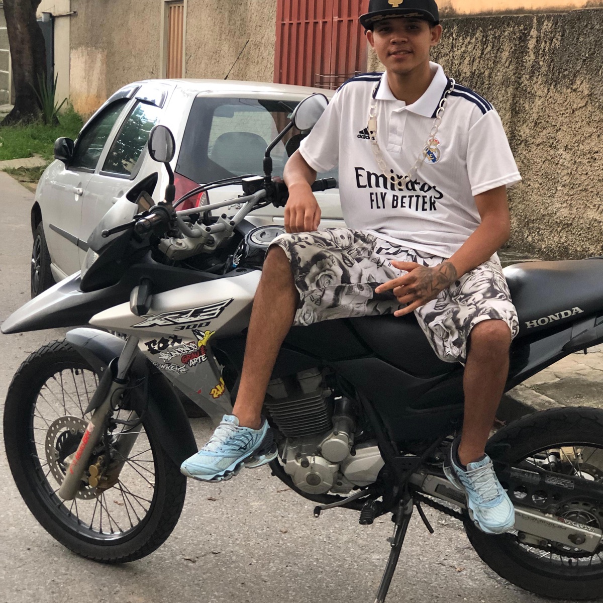 Medley dos enguiça (feat. DJ PH MPC) - Single by mc tales do j album cover
