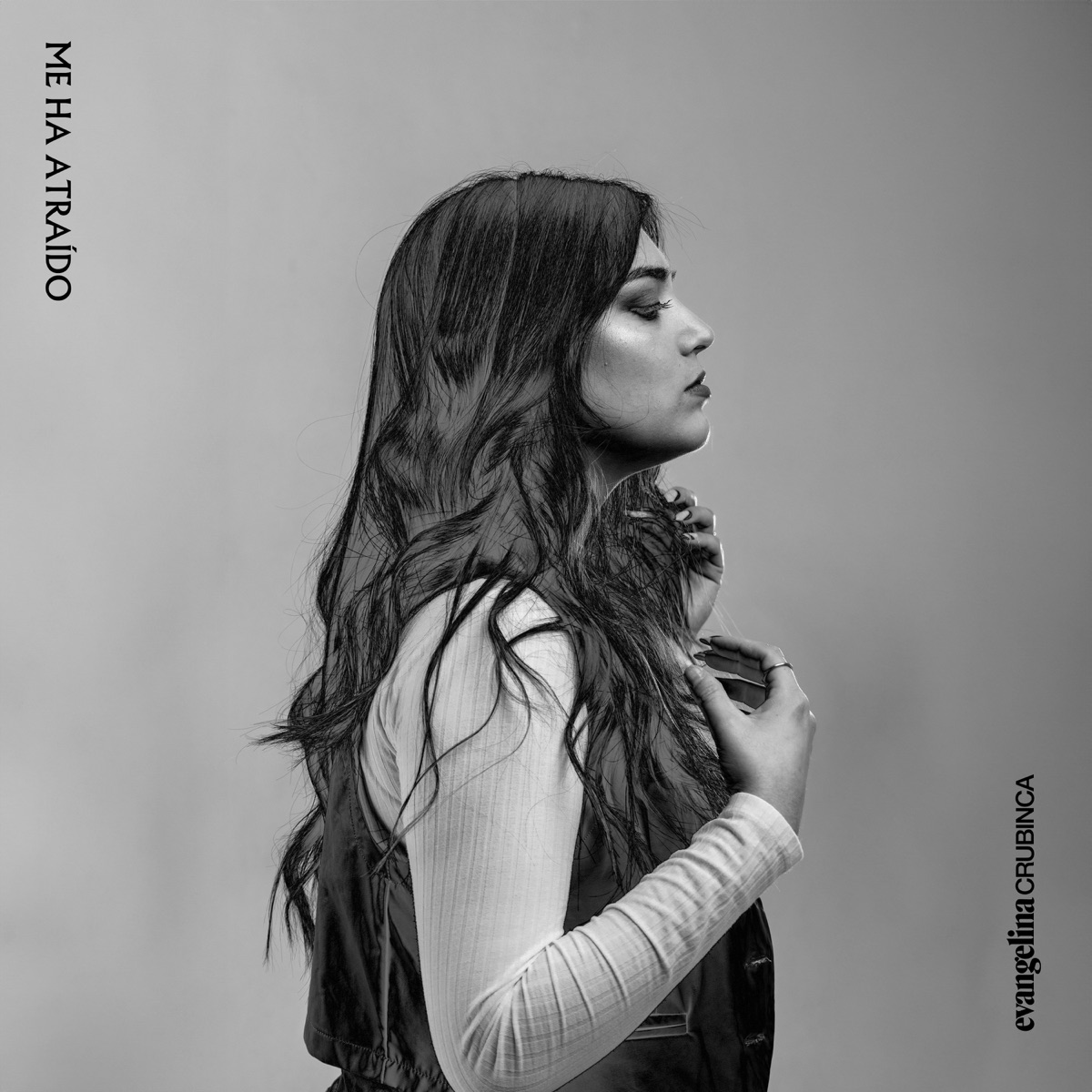 Me Ha Atraído - EP by Evangelina Crubinca album cover