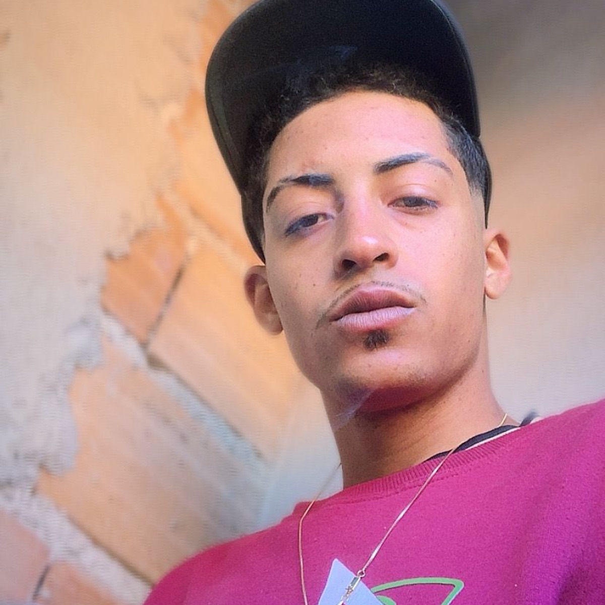 Confiança É uma Arma - Single by Mc Lipe da Vila album cover