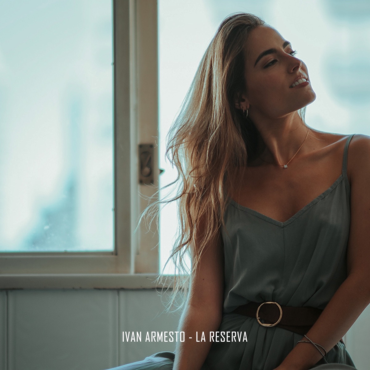En Exceso - Single by La Reserva & Ivan Armesto album cover