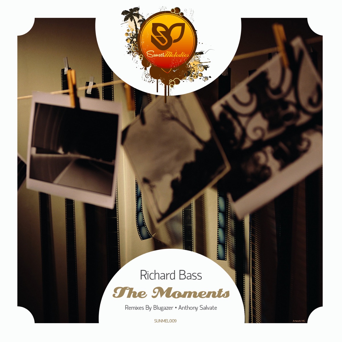 The Moments - Single by Richard Bass album cover