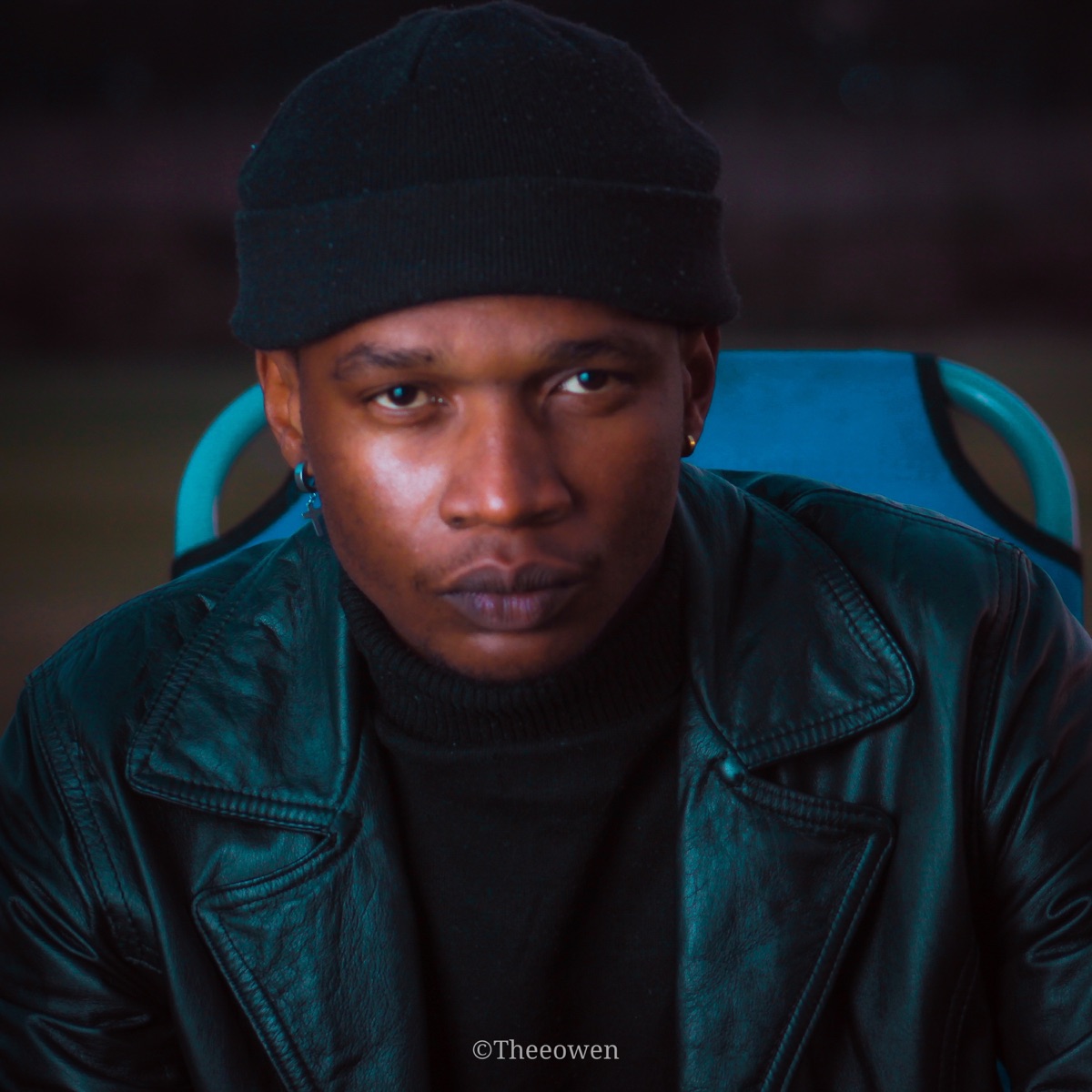 Love Is Blind (feat. Musa De Vocali$t) - Single by Theeowen album cover