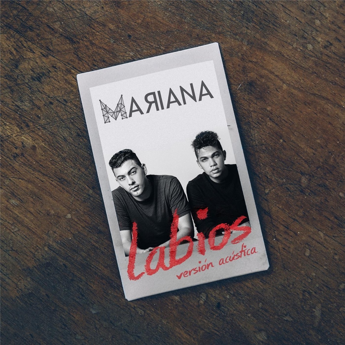 Labios (Versión Acústica) - Single by Mariana album cover