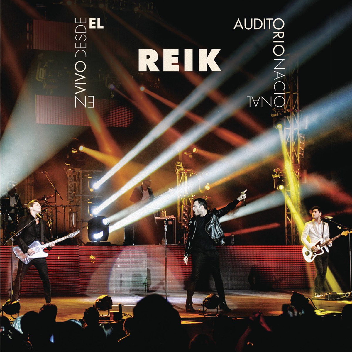 Reik (En Vivo Desde El Auditorio Nacional) by Reik album cover