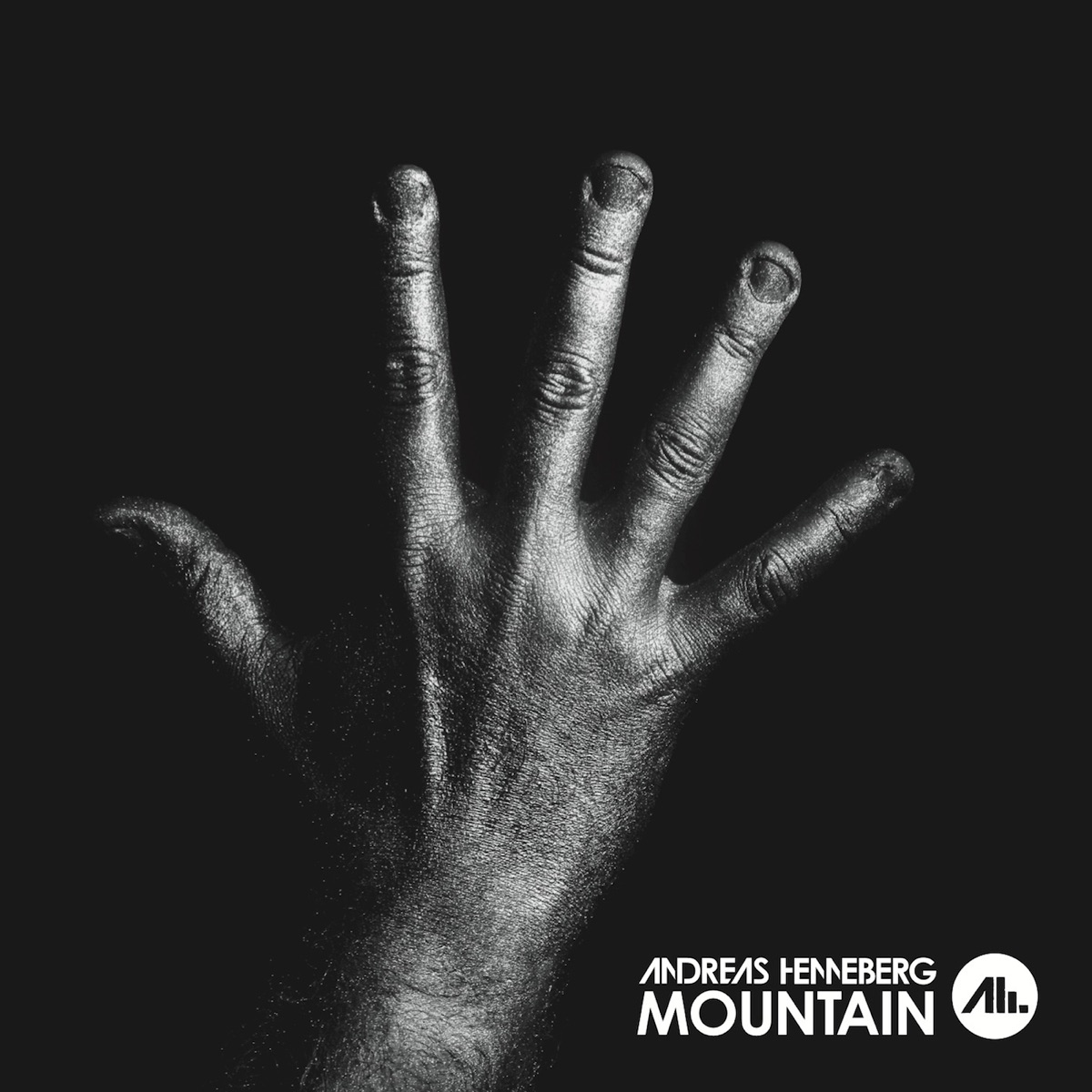 Mountain by Andreas Henneberg album cover