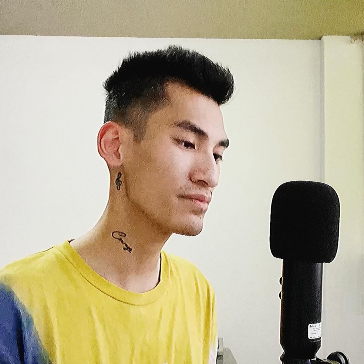 Tình Yêu Mùa Dịch (feat. Tronie) - Single by Thành DeeDee album cover