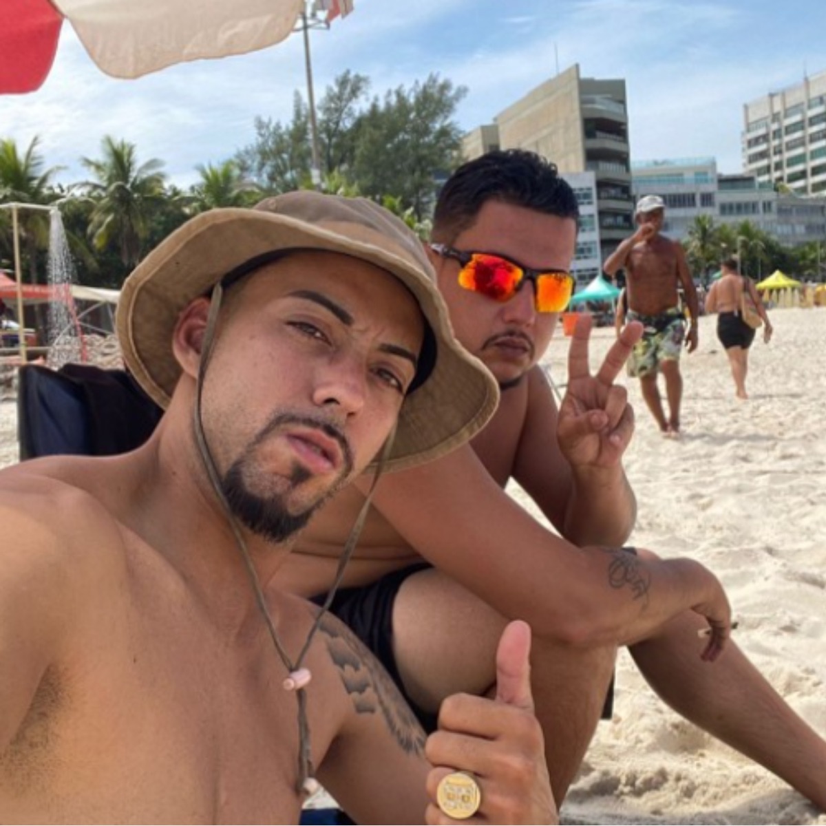 SENTA E PRENDE A BCT NA PICA DOS MENO QUENTE - Single by MC RANON CXD & MC DA ONZE album cover