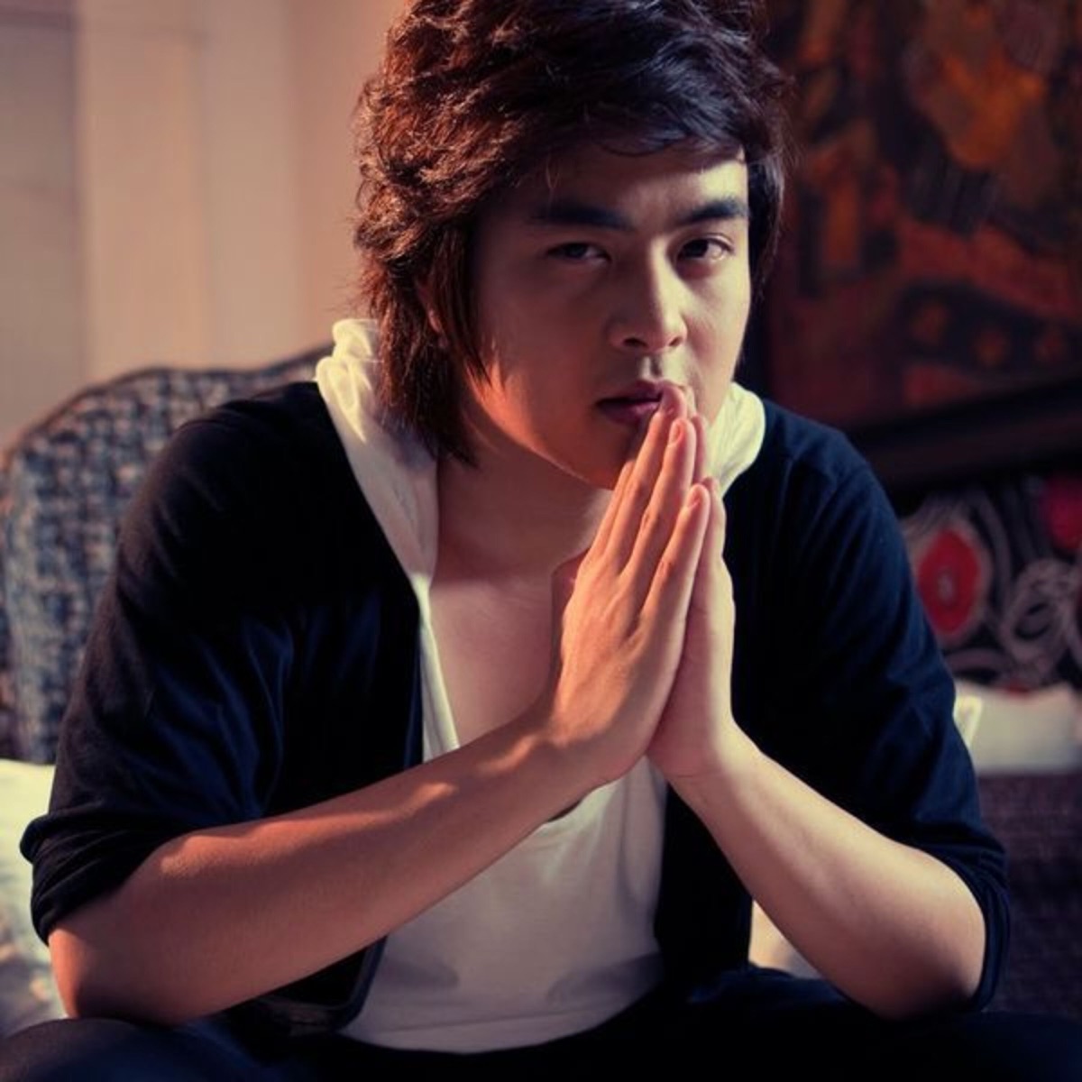 Hóa Cơn Mưa - Single by Wanbi Tuấn Anh album cover