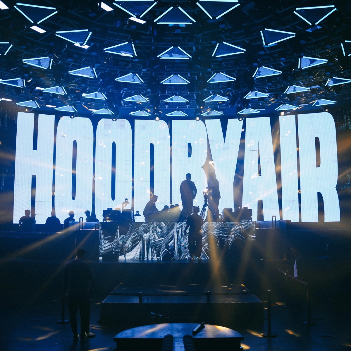 HOODBYAIR (feat. Izhar, Quai, Gard, Jaystation & akkimwaru) - Single by SLATAN & LastKhalif album cover