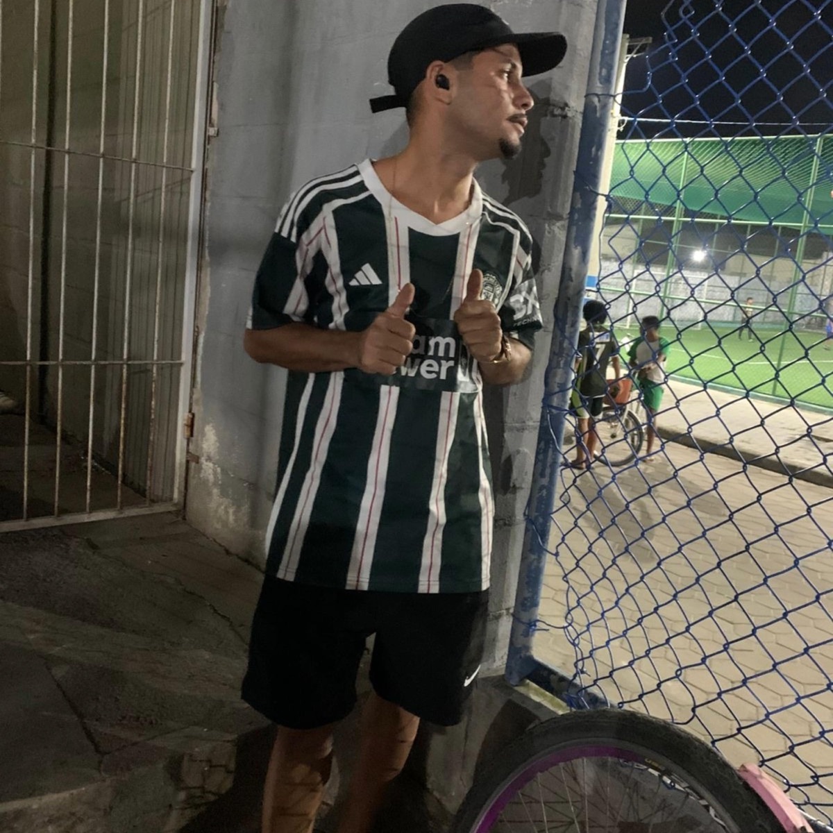 ELAS GOSTA DE BAILE DE MARGINAL - Single by DJ 2M DE SOORETAMA album cover