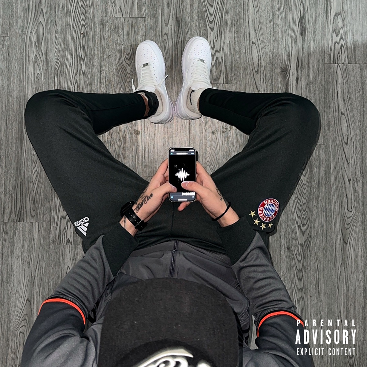 Paranoia - Single by Fiore album cover