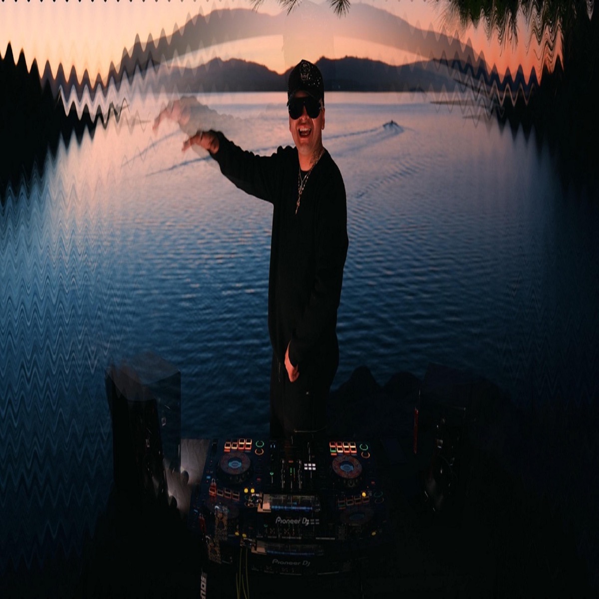 Diamond Deluxe (Lake session) - EP by Dj Solar album cover