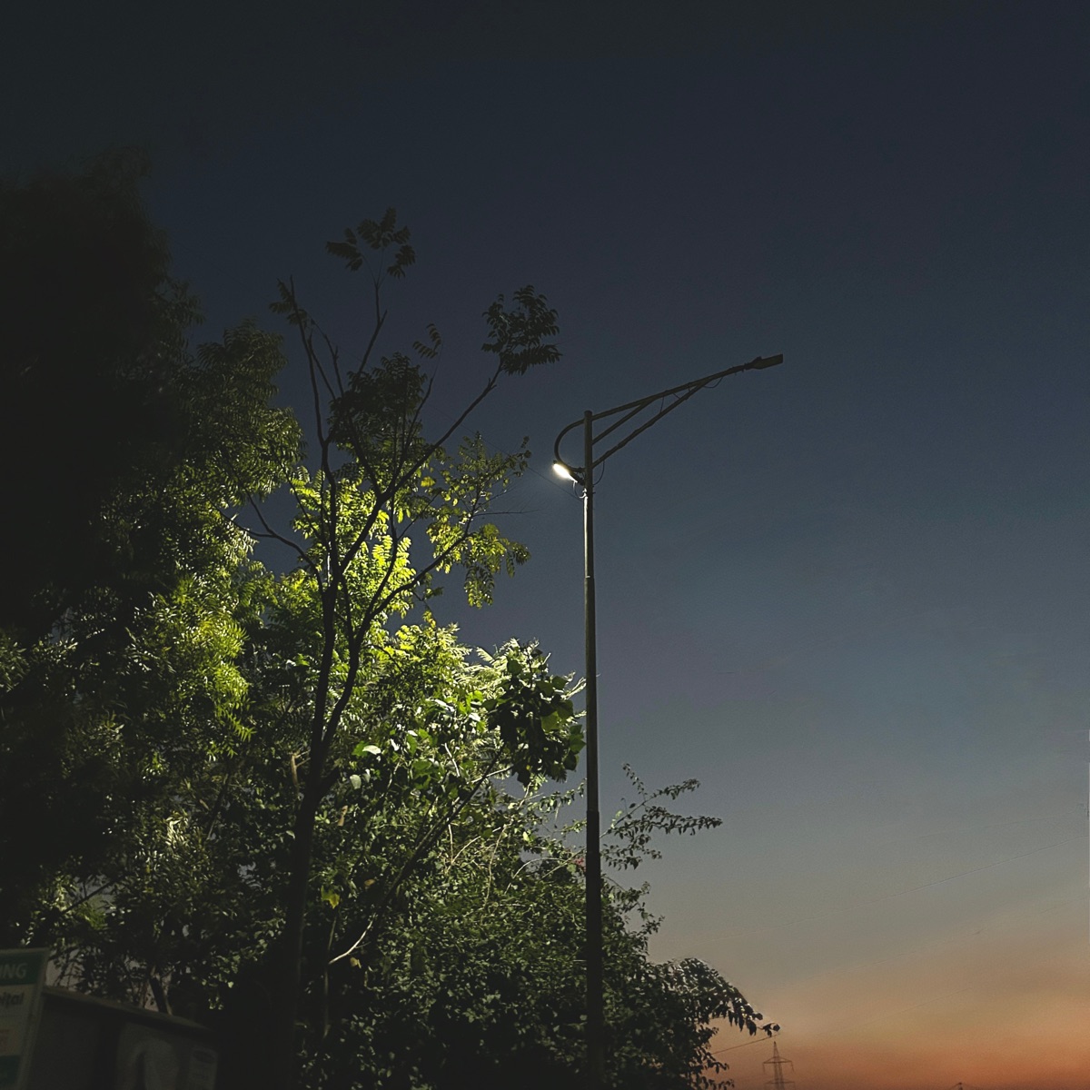 quiet - Single by Koalres & ambifi. album cover