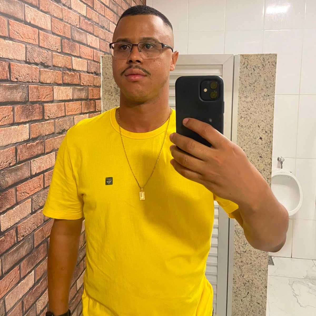 MTG VEM VEM PIRANHA - Single by DJ LB DO ST2 album cover