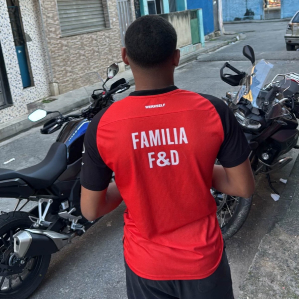 BOM E NOVO, FAMÍLIA F & D PARTE 2 - Single by DJ TEUZIN 22, MC BLACK DA PENHA & DJ Da Penha 22 album cover