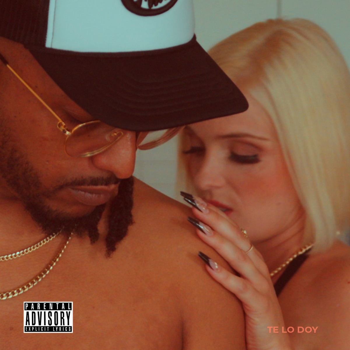 TE LO DOY - Single by MADRiiNA & Obia le Chef album cover