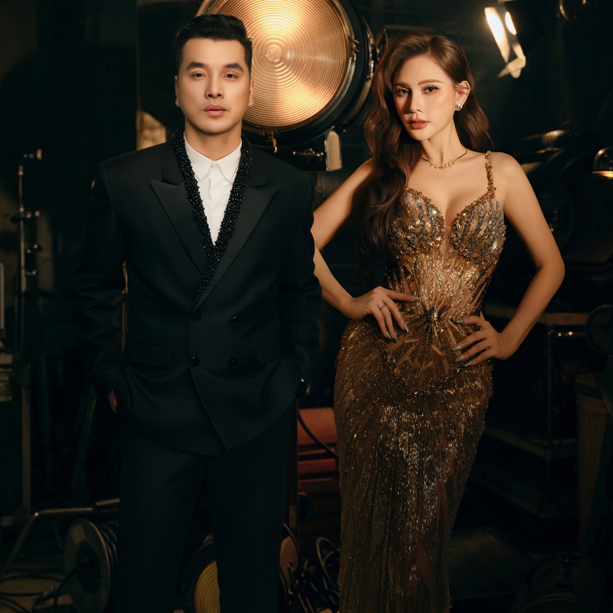 Chốn Tim Mình Nương Náu (feat. Thu Thủy) [Remix] - Single by Ưng Hoàng Phúc album cover