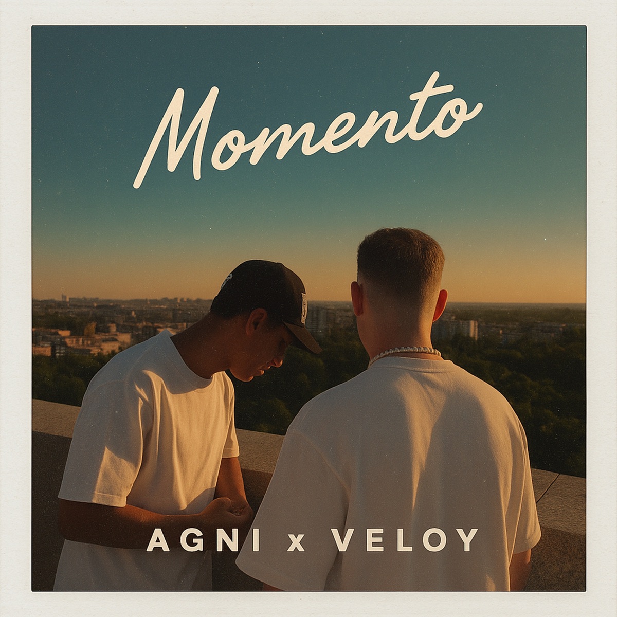 MOMENTO - Single by Agni & Veloy album cover
