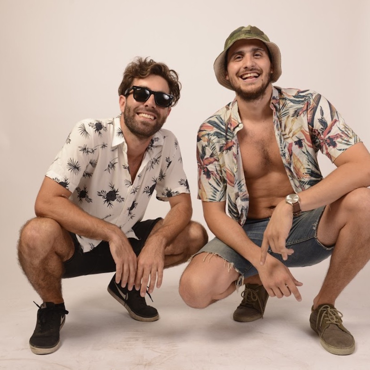 Piranhas en la arena - Single by Dúo Piranha album cover