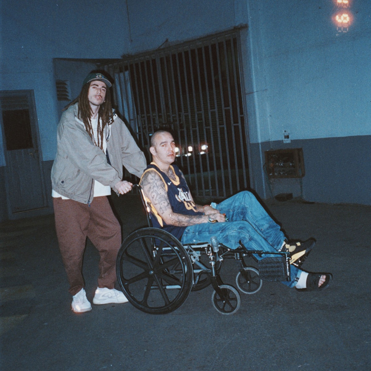 Riding Clean - Single by Cráneo & Fntxy album cover