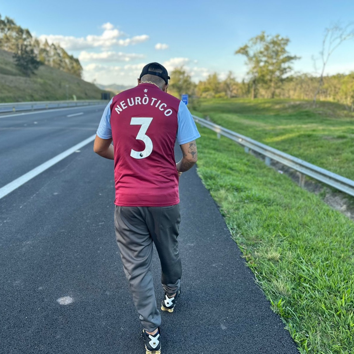 Não Tem Mais Gel - Single by MC Keké album cover