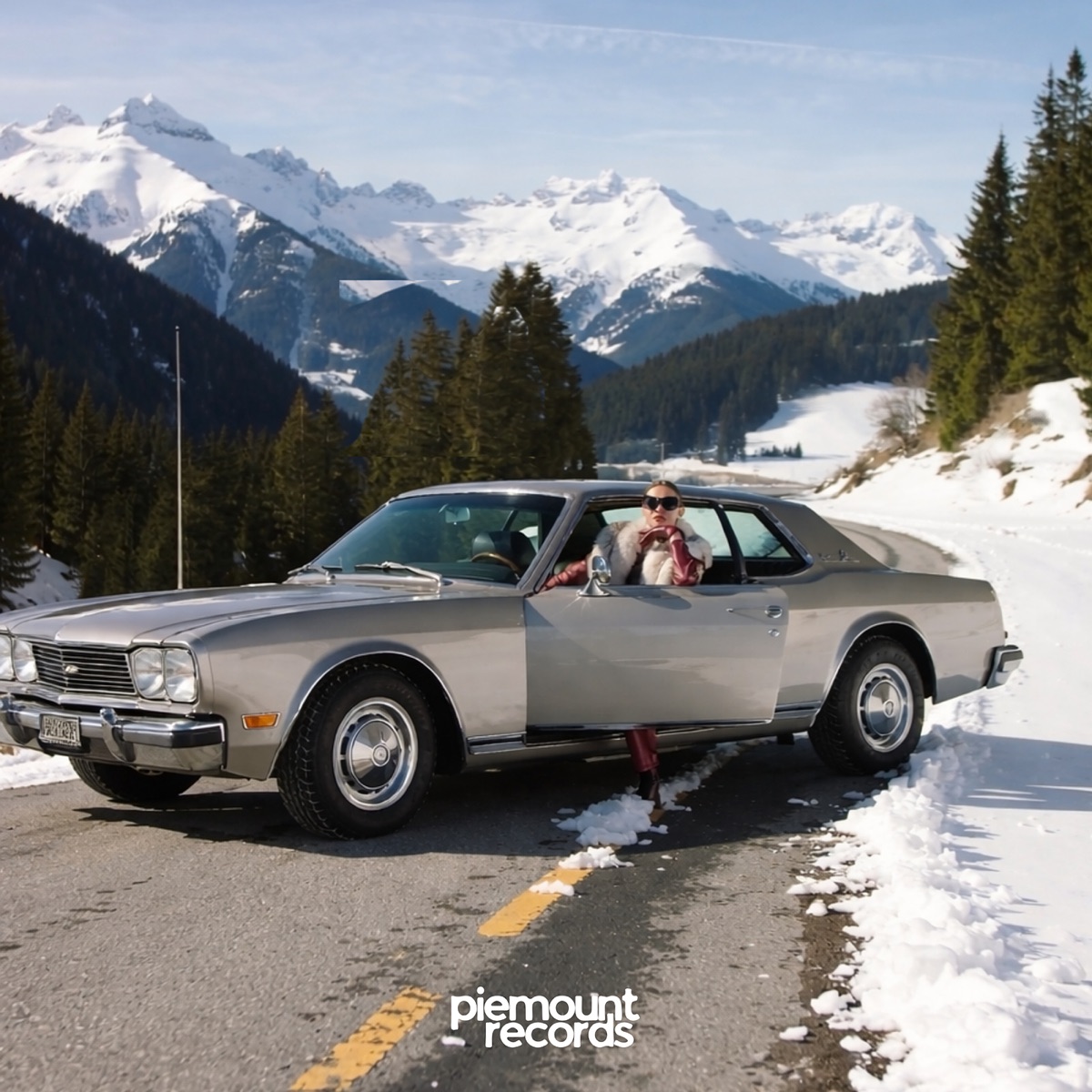 Winterchill - Single by Galluxy album cover