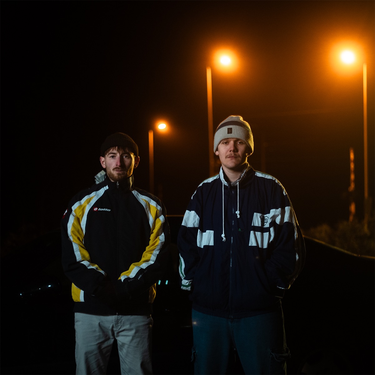 POMIĘDZY - Single by Zippy ogar, Bracki & Marek Weiss album cover