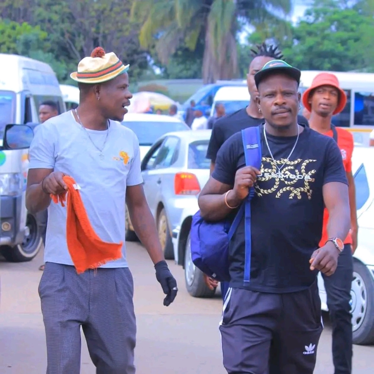 Dhowa Le Mepako Yao New 45 - Single by Mzansi Music SA & BAD COMPANY 1836 MOZUKWANE album cover