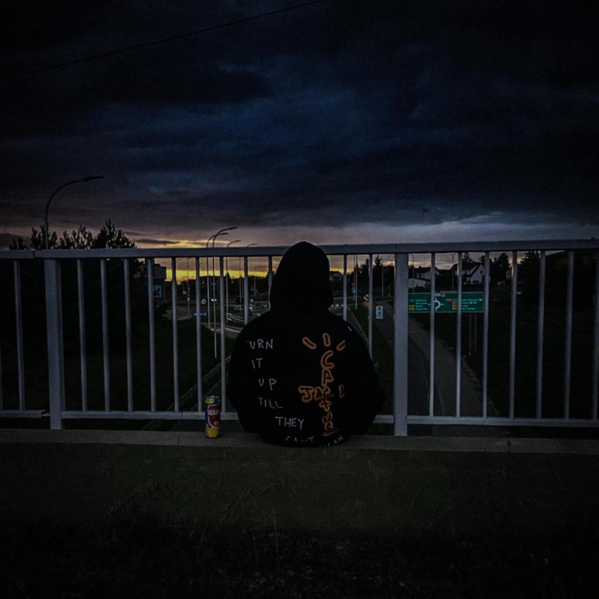 Pada Deszcz - Single by BB XANN album cover