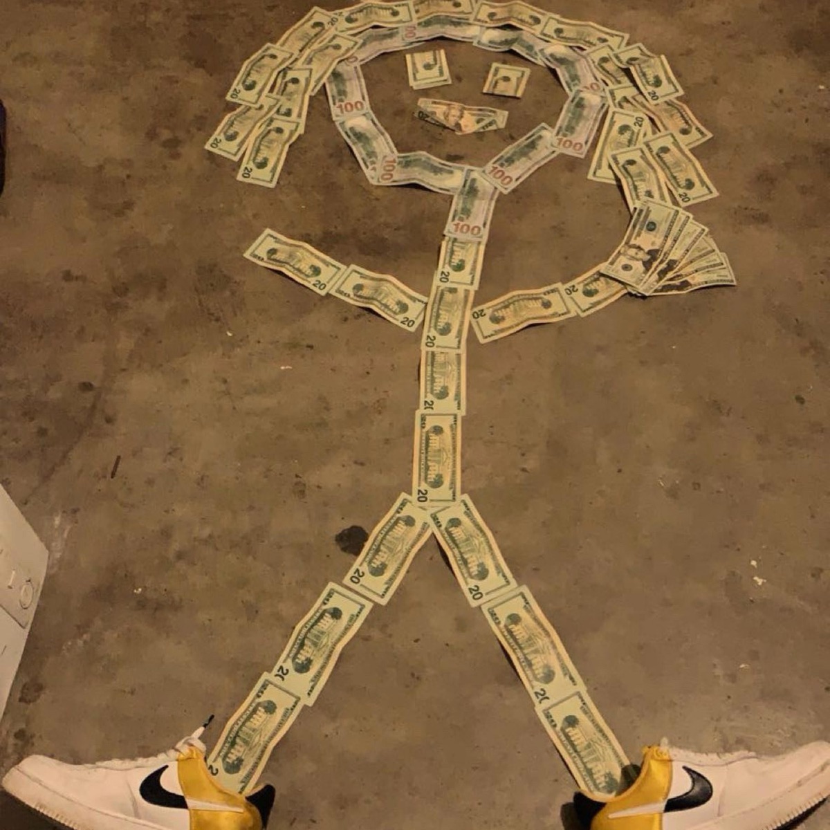 Dinero - Single by ChuckyLoco album cover