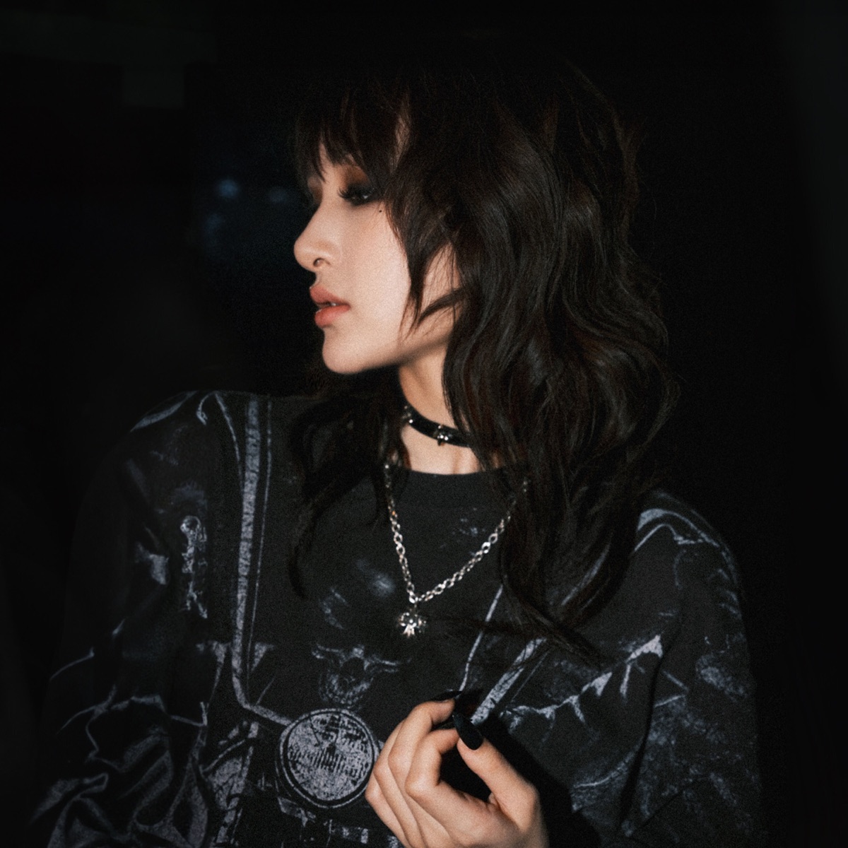 Khóc Ở Trong Club (Slow Version) - Single by Hiền Hồ album cover
