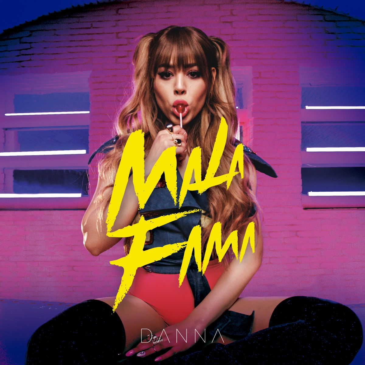 Mala Fama - Single by DANNA album cover