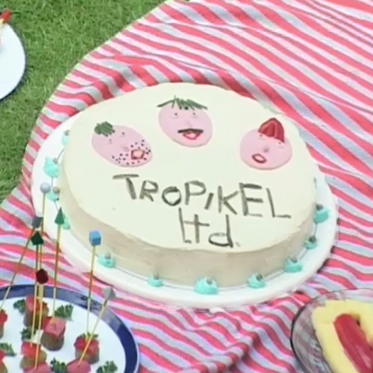 Live und Alive - Single by Tropikel Ltd album cover