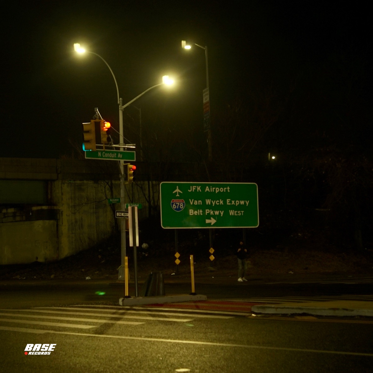 5 am at New York - Single by Reez 9.4 album cover