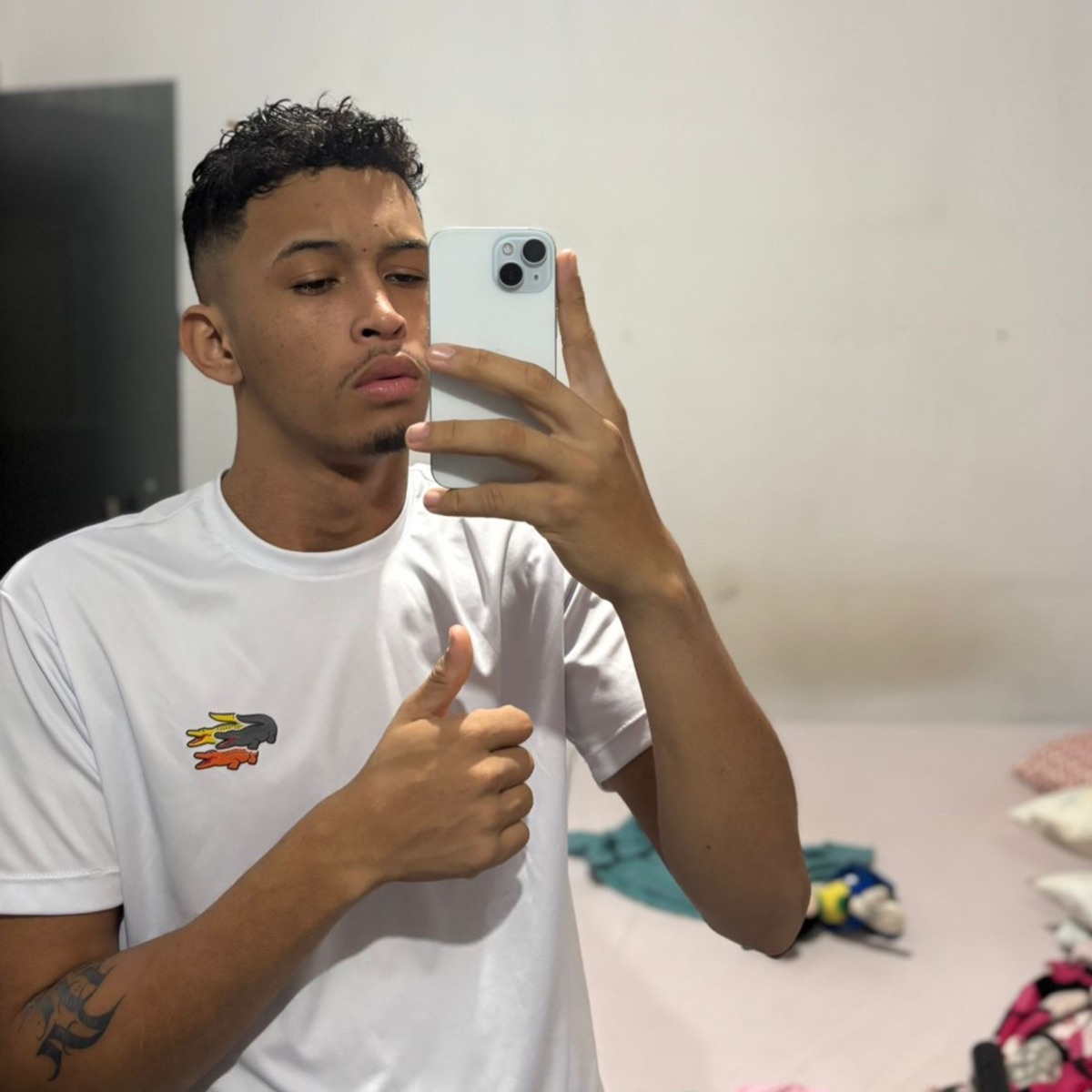 EU ADORO VER ESSAS NOVINHA DE 4 (feat. MC VUK VUK & RD DO VDA 7) - Single by DJ VL DO VDA 7 & Mc Marcelo da Cj album cover